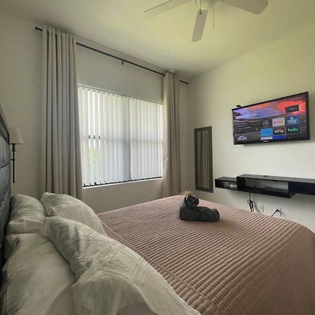 Casa Blanca Private Suite Lehigh Acres Kültér fotó