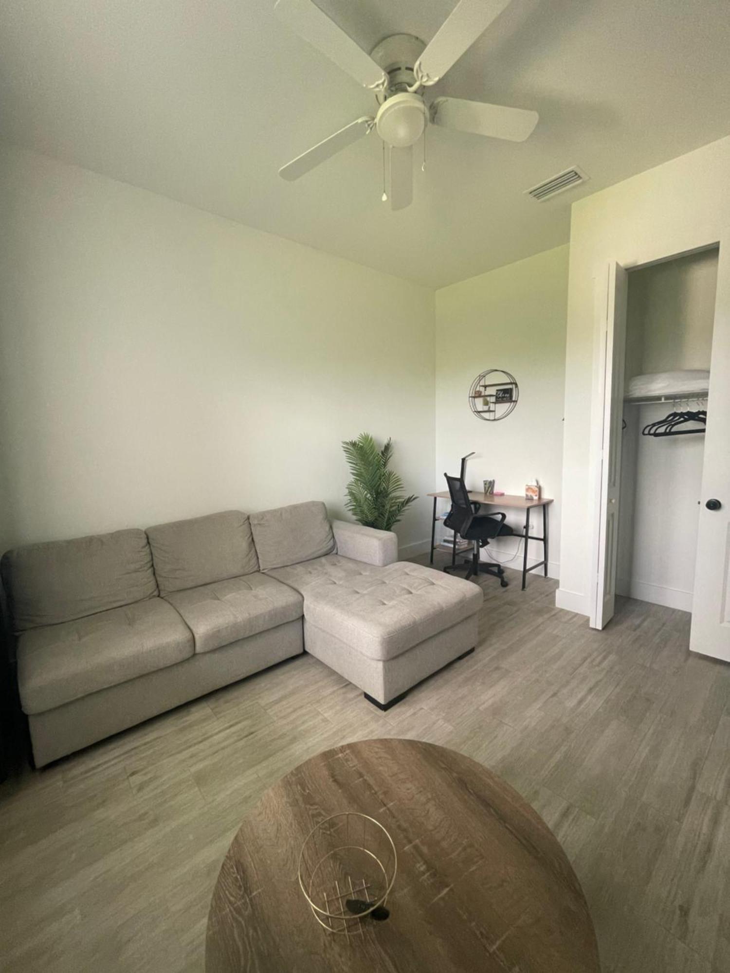 Casa Blanca Private Suite Lehigh Acres Kültér fotó